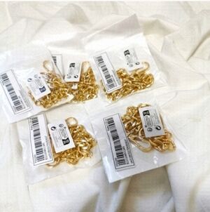 Fashion Generic Gold Chain 1 piece